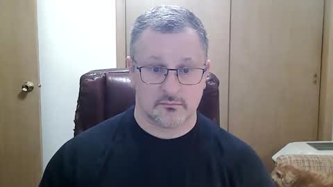 Snapshot of lookin75 chatting on February 2026 04:22:01 AM lookin75 online show from February 2026 04:22:01 AM