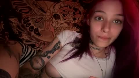 lookingforlona online show from September 2025 04:56:01 PM