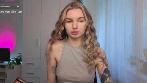 Luna online show from March 2026 02:12:01 PM