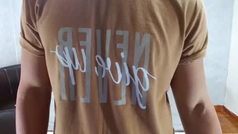 Snapshot of loony_zion chatting on April 2026 02:21:01 PM loony_zion online show from April 2026 02:21:01 PM