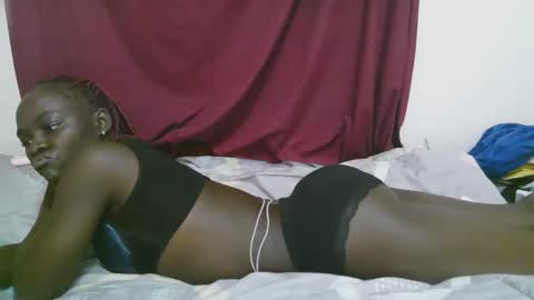 Snapshot of lora_amor chatting on September 2025 03:14:01 PM lora_amor online show from September 2025 03:14:01 PM