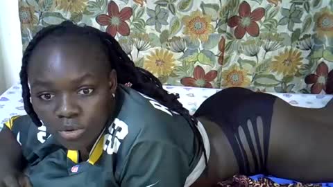 Snapshot of lora_amor chatting on June 2026 11:03:01 PM lora_amor online show from June 2026 11:03:01 PM