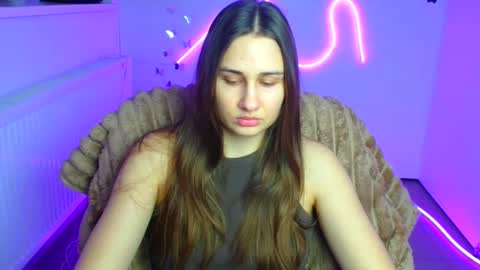 Lora online show from March 2026 06:26:01 AM