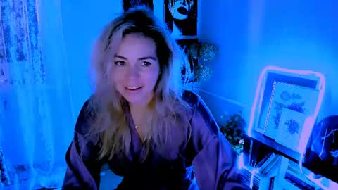 Lora online show from June 2026 02:36:02 AM