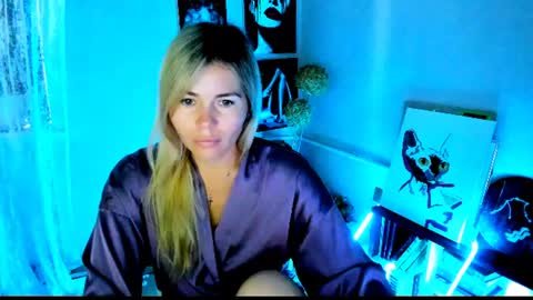Lora online show from July 2026 02:26:02 AM