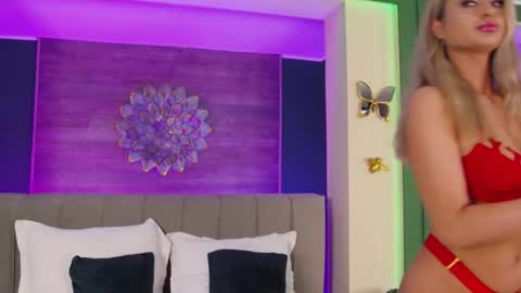 Lora online show from March 2026 07:42:02 PM