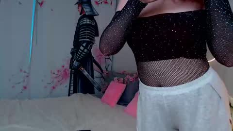 Snapshot of lorafisher chatting on May 2026 04:23:01 PM lorafisher online show from May 2026 04:23:01 PM