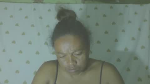 LorahVane online show from February 2026 02:05:01 AM