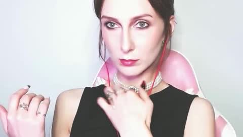 Lora  online show from April 2026 01:39:01 AM