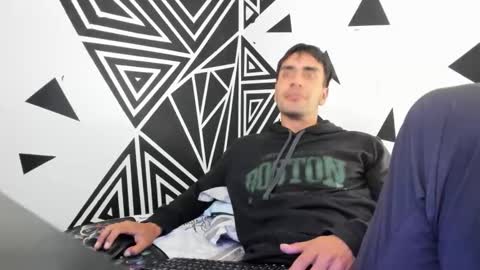 Snapshot of lord_apolo chatting on October 2025 09:33:01 PM Apolo online show from October 2025 09:33:01 PM