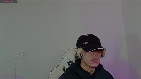 Snapshot of lord_moon_king chatting on September 2025 03:19:02 AM lord_moon_king online show from September 2025 03:19:02 AM