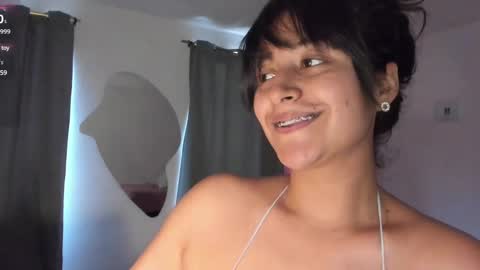 lore_rey online show from February 2025 09:38:02 PM