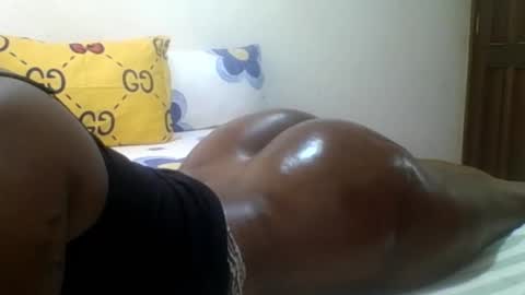 Snapshot of loreencutie chatting on September 2025 01:54:01 PM loreen online show from September 2025 01:54:01 PM