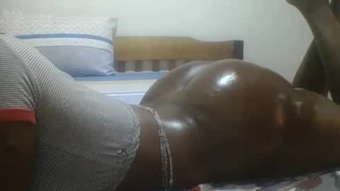 Snapshot of loreencutie chatting on September 2025 07:48:01 PM loreen online show from September 2025 07:48:01 PM