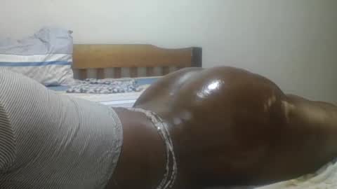 Snapshot of loreencutie chatting on September 2025 07:27:02 PM loreen online show from September 2025 07:27:02 PM