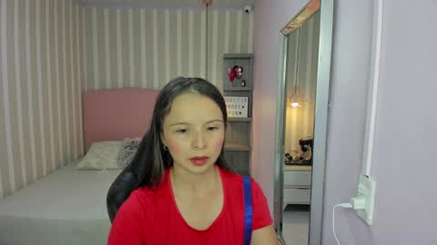 Snapshot of lorelaigiven chatting on October 2025 12:25:01 PM lorelaigiven online show from October 2025 12:25:01 PM