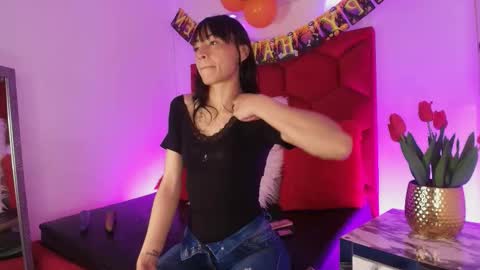 Snapshot of loreley_novoa chatting on October 2025 03:17:02 AM LORELI online show from October 2025 03:17:02 AM