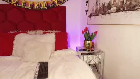 Snapshot of loreley_novoa chatting on October 2025 03:30:01 AM LORELI online show from October 2025 03:30:01 AM