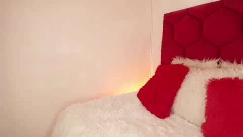 Snapshot of loreley_novoa chatting on November 2025 03:50:02 AM LORELI online show from November 2025 03:50:02 AM