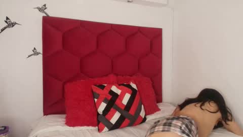 Snapshot of loreley_novoa chatting on January 2026 03:20:01 AM LORELI online show from January 2026 03:20:01 AM