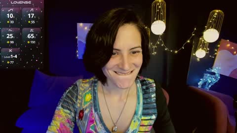 Loren online show from December 2024 02:12:01 PM