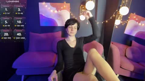 Loren online show from January 2025 01:56:02 PM