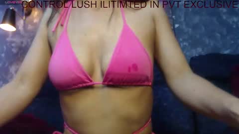 Snapshot of loren_queen_ chatting on July 2026 04:55:01 PM Loren online show from July 2026 04:55:01 PM