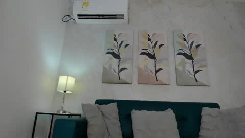 Snapshot of lorena_rubio chatting on November 2025 12:16:02 PM lorena_rubio online show from November 2025 12:16:02 PM