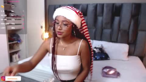 Lorena Vieira  online show from December 2024 07:51:01 PM