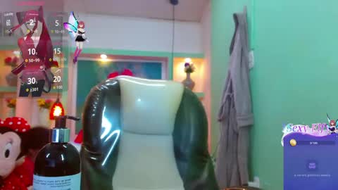 Snapshot of lorenapinto_ chatting on March 2026 02:26:01 AM lore online show from March 2026 02:26:01 AM