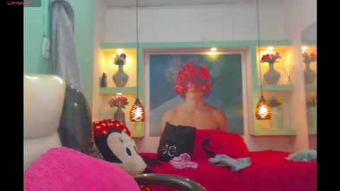 Snapshot of lorenapinto_ chatting on April 2026 04:05:02 AM lore online show from April 2026 04:05:02 AM