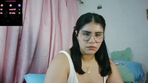 Snapshot of lorenasofia chatting on September 2025 04:23:01 AM sofia online show from September 2025 04:23:01 AM