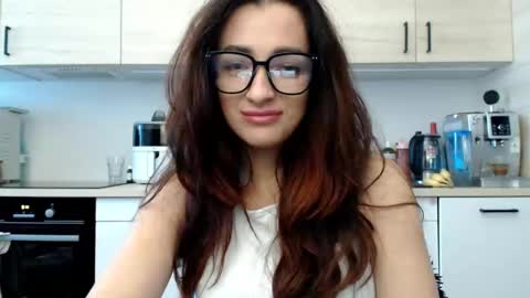 Snapshot of lorenneinspiring chatting on September 2025 06:14:01 AM LorenneInspiring online show from September 2025 06:14:01 AM