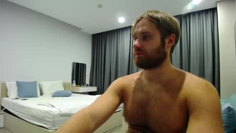 Lorenz online show from May 2026 06:28:02 PM