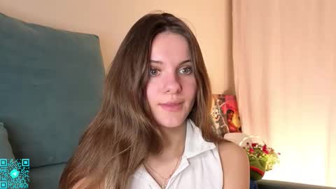 Snapshot of lorettadunnelli chatting on November 2025 05:22:01 PM Chloe for Fan BlackHole online show from November 2025 05:22:01 PM