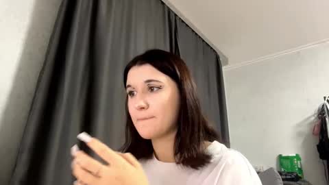 Kate online show from October 2025 03:21:01 PM