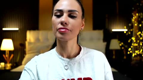 Snapshot of lorettelorenaa chatting on July 2026 04:15:01 AM LoretteLorena online show from July 2026 04:15:01 AM