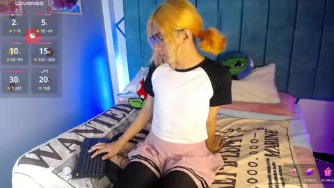 LorettMatthew online show from October 2025 05:51:01 AM