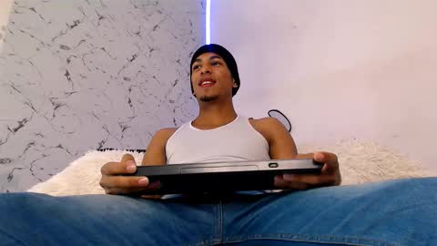 Snapshot of lorian_vikel chatting on October 2025 09:46:01 PM Lorian Vikel online show from October 2025 09:46:01 PM