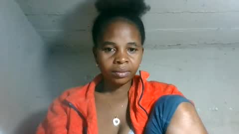 Snapshot of lorienne98 chatting on July 2026 09:35:02 AM lorienne98 online show from July 2026 09:35:02 AM