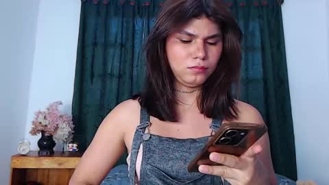 Snapshot of lorraine_baker chatting on December 2024 08:33:01 PM Lorraine online show from December 2024 08:33:01 PM