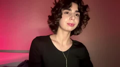 Snapshot of lorrettasittre chatting on April 2026 12:13:01 PM Amy online show from April 2026 12:13:01 PM