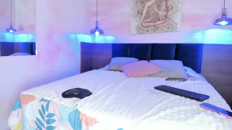 Lotti online show from November 2025 03:36:02 PM