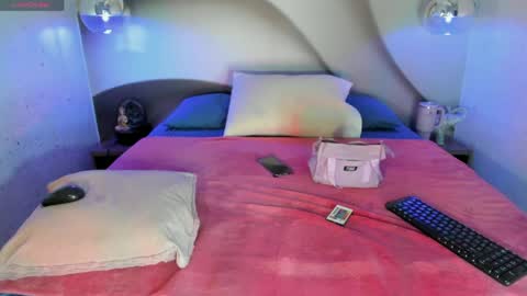 Snapshot of lotti_carter chatting on April 2026 07:55:01 PM Lotti online show from April 2026 07:55:01 PM