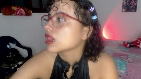 lou_cuteee online show from January 2025 10:24:01 PM