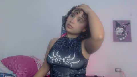 lou_cuteee online show from February 2025 03:15:02 AM