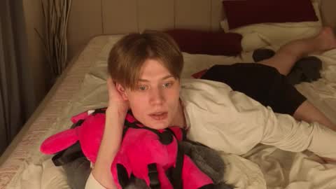 louie_evans online show from January 2026 04:04:02 AM