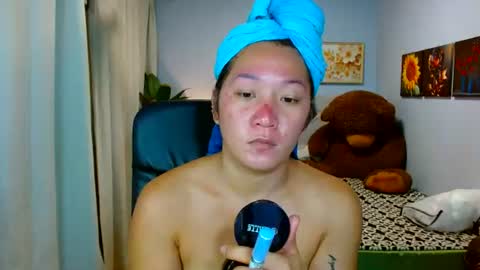 Snapshot of louie_sexy chatting on June 2026 07:21:02 AM Cathy online show from June 2026 07:21:02 AM