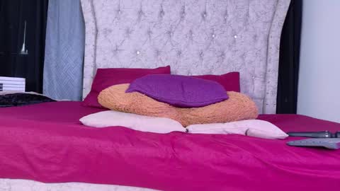 OF louis bcasta1 online show from October 2025 09:35:02 PM