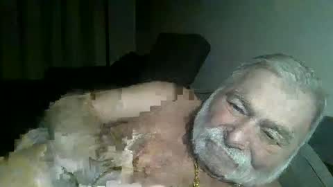 Snapshot of louis_chokdee chatting on December 2024 06:16:01 PM louis_chokdee online show from December 2024 06:16:01 PM